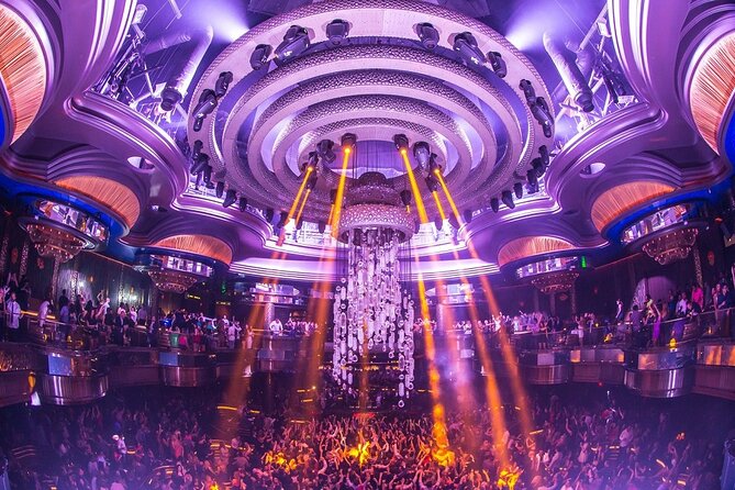 Las Vegas Club Crawl - Party Bus Tour - How the $85 Club Crawl Gets You Into the Action