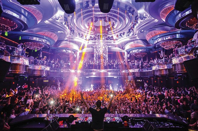 Las Vegas Club Crawl with Party Bus and Free Drinks - Club entry value: what 3 venues really buys you