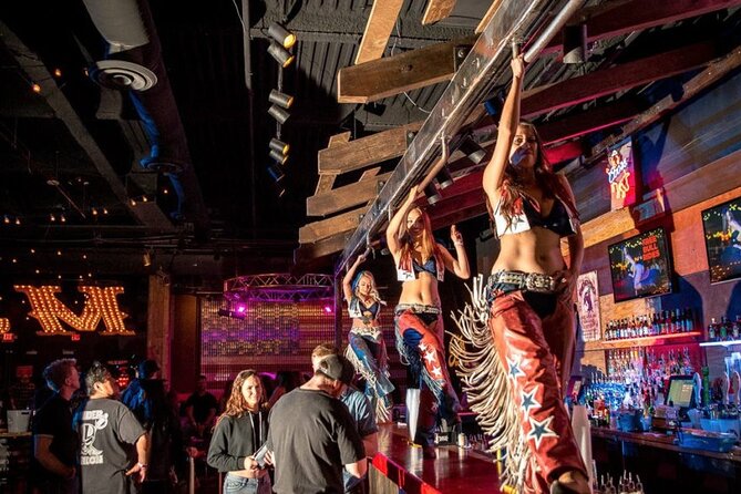 Las Vegas Country Bar Crawl by Party Bus w/ Free Drinks - Key things to know before you go