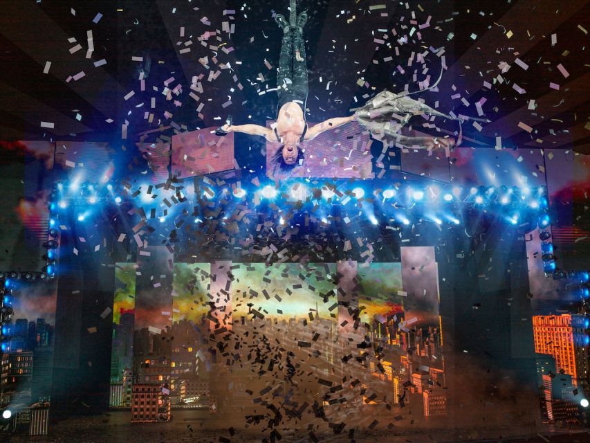 Las Vegas: Criss Angel MINDFREAK® Show at Planet Hollywood - Who should book, and who should pick a different show