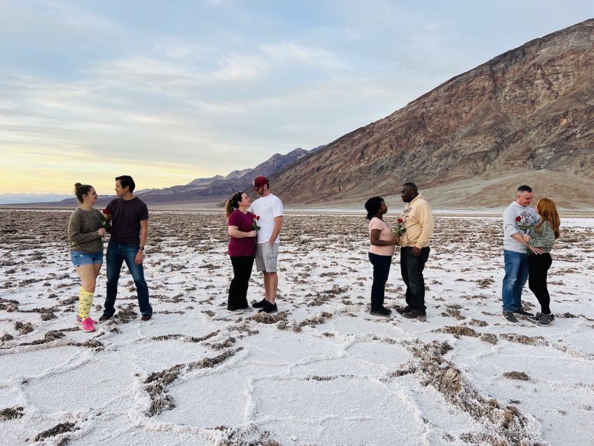 Las Vegas: Death Valley Day Trip with Stargazing - The guide and the photo approach: why some people love it, and when it can feel like too much