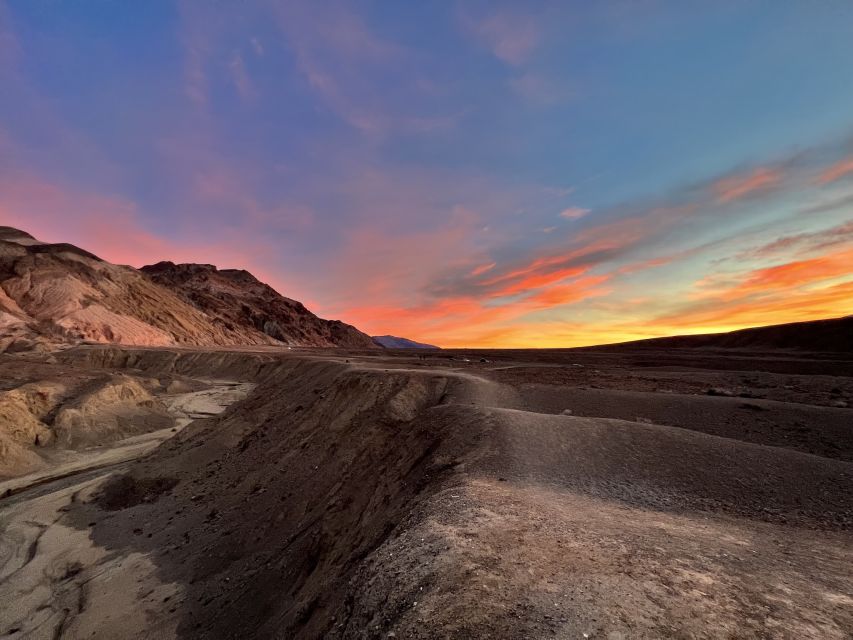 Las Vegas: Death Valley Day Trip with Stargazing - Getting back to Las Vegas: a long day ends with practical comfort