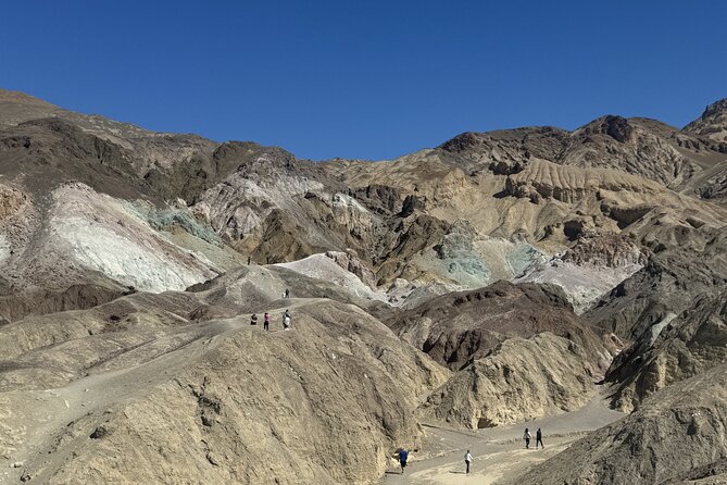 LAS VEGAS: Death Valley, Seven Magic Mountains & Vegas Sign TOUR - The Big Picture: a 9-hour loop built for first-time wow