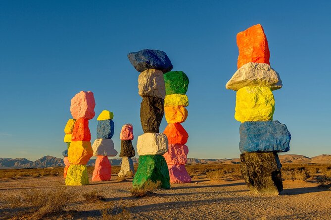 LAS VEGAS: Death Valley, Seven Magic Mountains & Vegas Sign TOUR - Furnace Creek Visitor Center: lunch plus the park brain
