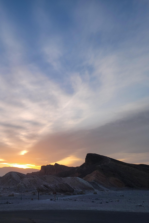 Las Vegas: Death Valley Sunset and Stargazing Day Tour - A 12-hour Death Valley day built around sunset and stars