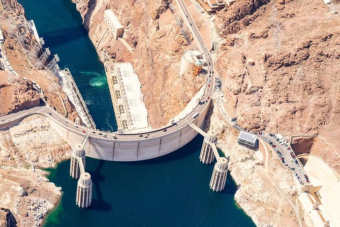 Las Vegas Explorer Pass: Top Things To Do including Hoover Dam - Skyline day and skyline night: High Roller and STRAT SkyPod