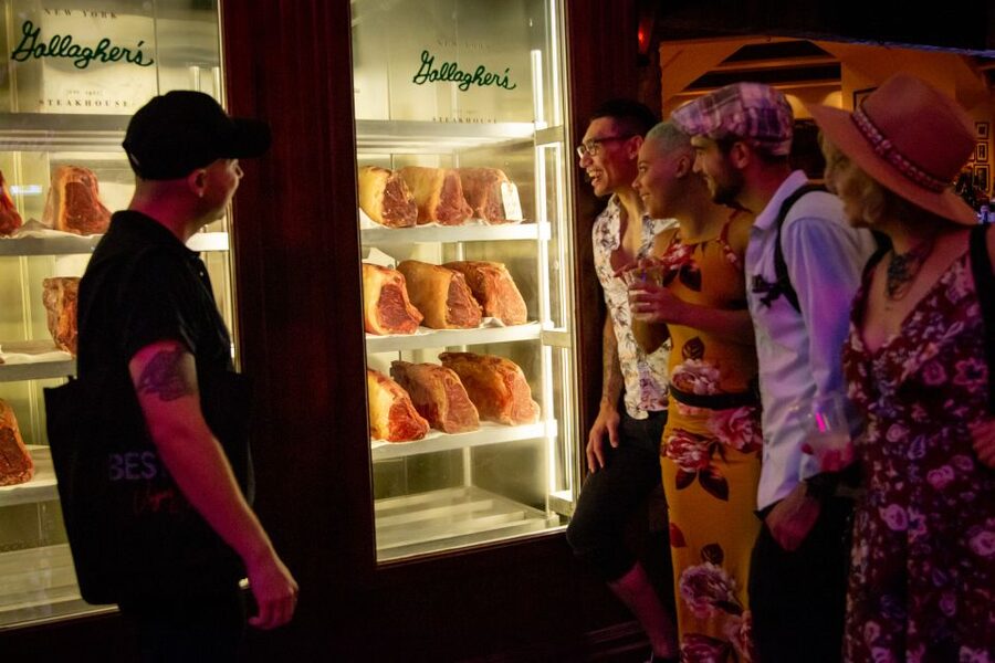 Las Vegas: Foodie Walking Tour on The Strip with Tastings - Park MGM and the Eataly market: where Italy meets the Strip