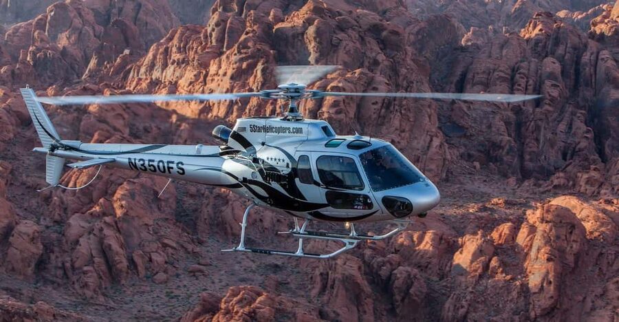 Las Vegas: Grand Canyon Heli Tour and Valley of Fire Landing - VIP Check-In Near the Strip, Then Straight to the Helicopter
