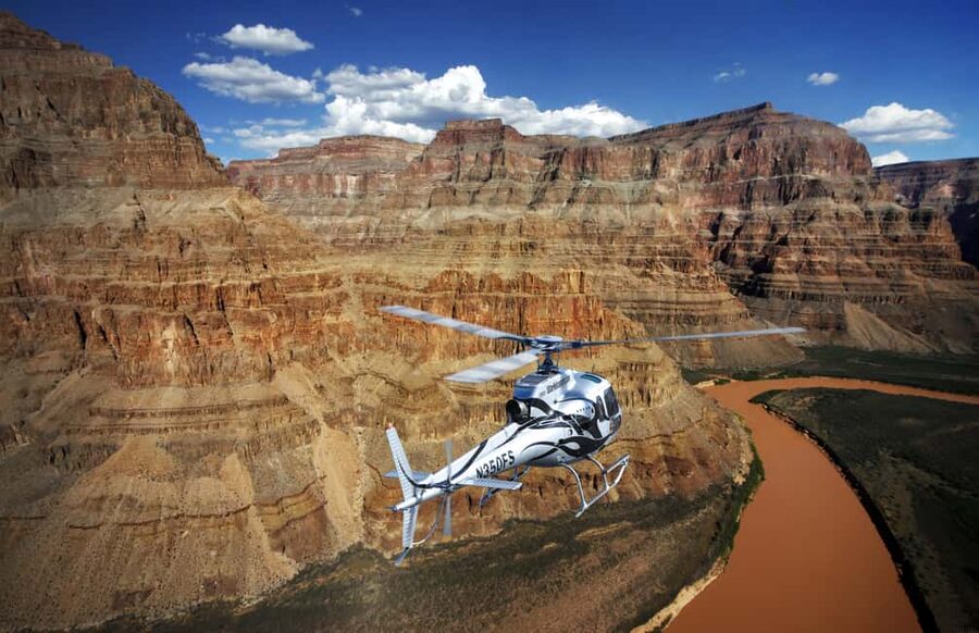Las Vegas: Grand Canyon Helicopter Western Ranch Adventure - The return flight over the Strip: sunset or city lights, your call