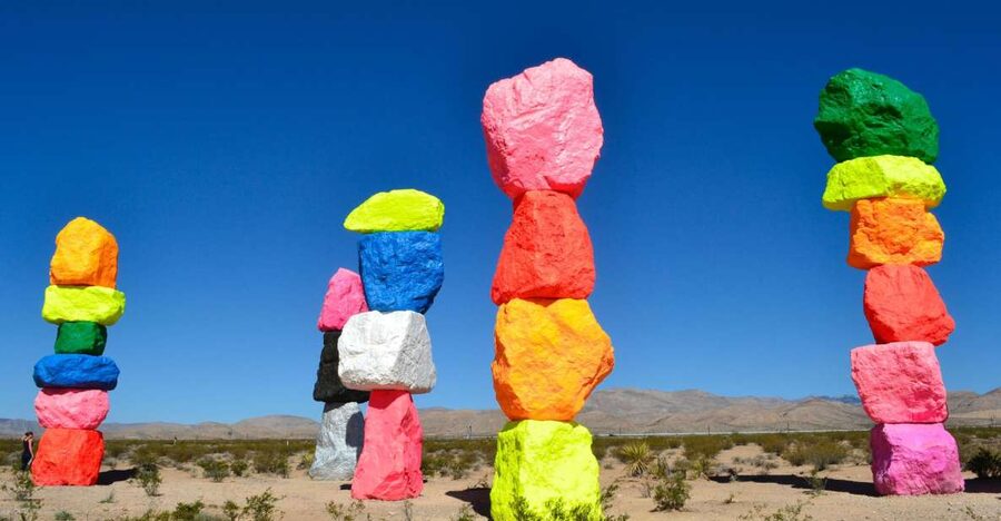 Las Vegas: Grand Canyon, Hoover Dam & 7 Magic Mountains Tour - Optional Skywalk: when the extra $30 makes sense