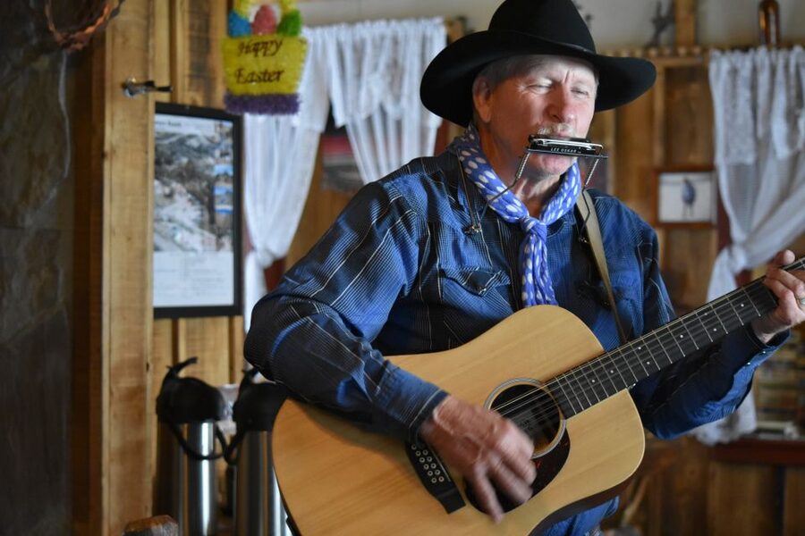 Las Vegas: Grand Canyon Ranch Tour with Horseback/Wagon Ride - Grand Canyon Western Ranch: where the cowboy part is more than a costume