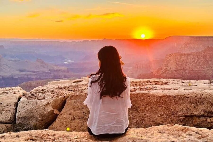 Las Vegas > Grand Canyon Sunrise + Antelope + Horseshoe Bend - How this overnight route makes big sights feel doable