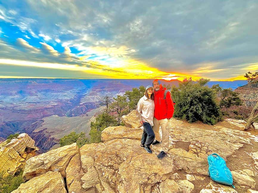Las Vegas > Grand Canyon Sunrise + Antelope + Horseshoe Bend - Las Vegas photo stops that feel fun, not wasted time