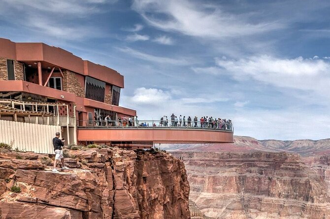LAS VEGAS: Grand Canyon West Rim and Hoover Dam TOUR - Should You Book This Hoover Dam and Grand Canyon West Rim Tour?