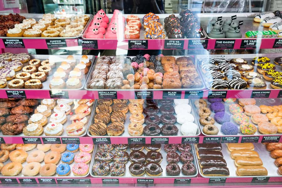 Las Vegas Guided Donut Adventure by Underground Donut Tour - Why Downtown Las Vegas is the right setting for a donut tour