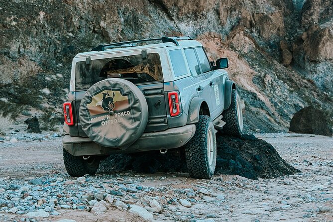 Las Vegas Guided Off-Road Adventure to Callville Wash - Passing Lake Las Vegas Before You Hit Lake Mead Trails