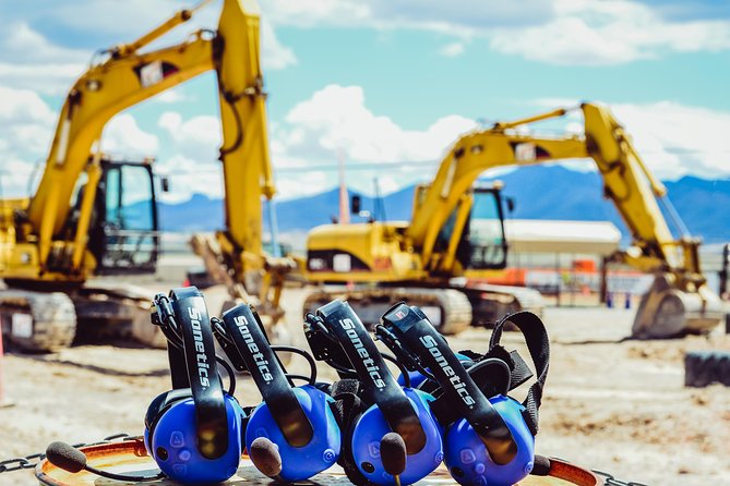 Las Vegas Heavy Equipment Playground: Dig, Push, and Play! - Inside the Cab: How You Learn to Operate Without Being a Mechanic