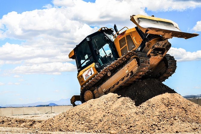 Las Vegas Heavy Equipment Playground: Dig, Push, and Play! - The Start-to-Finish Flow: From Safety Briefing to Your Final Photo