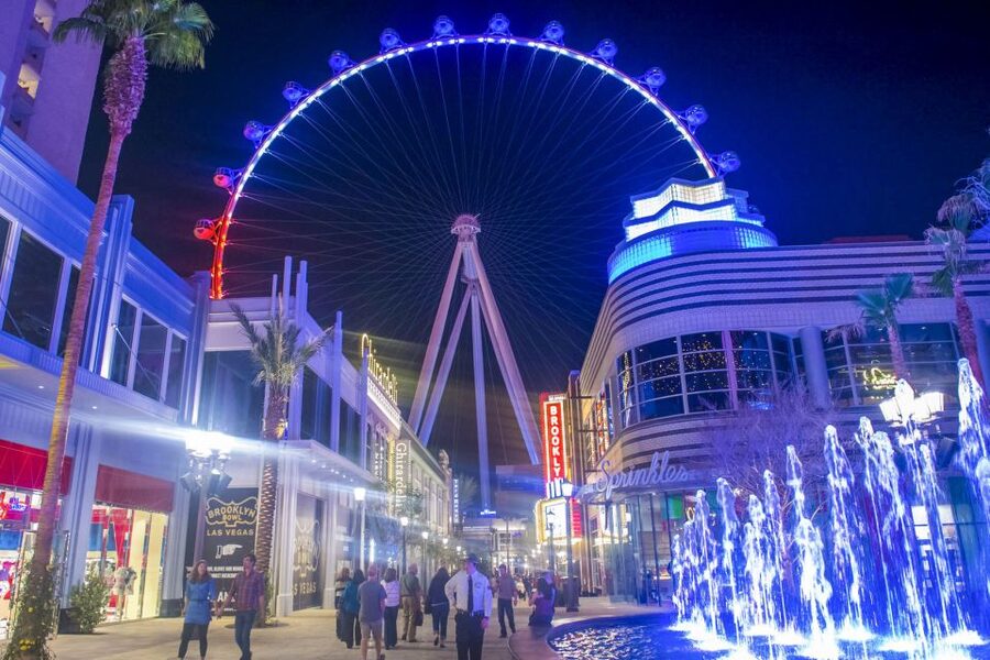 Las Vegas: High Roller Entry Ticket with In-Cabin Open Bar - Who Should Book This High Roller Open Bar Ride
