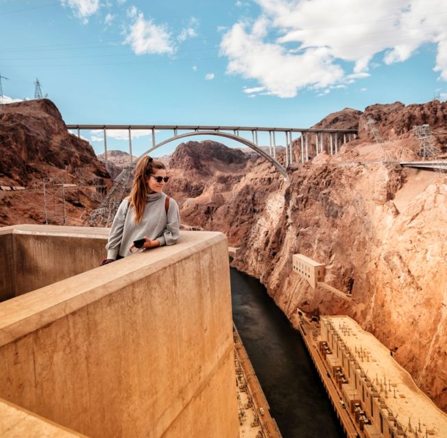 Las Vegas: Hoover Dam and Seven Magic Mountains Tour - Quick hits that make this day worth it
