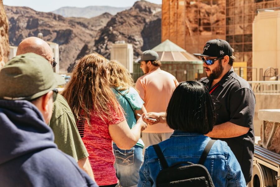 Las Vegas: Hoover Dam Ultimate VIP Tour with Lunch - Guided Walk Over the Hoover Dam: What You Actually Get
