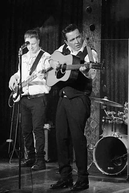 Las Vegas: Johnny Cash Tribute Show - Practical Tips for a Smooth Cash Night