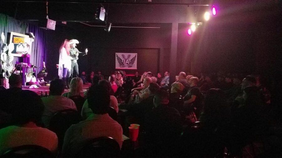 Las Vegas: L.A. Comedy Club at the STRAT Entry Ticket - What kind of comedy you can expect, including Bret Ernst