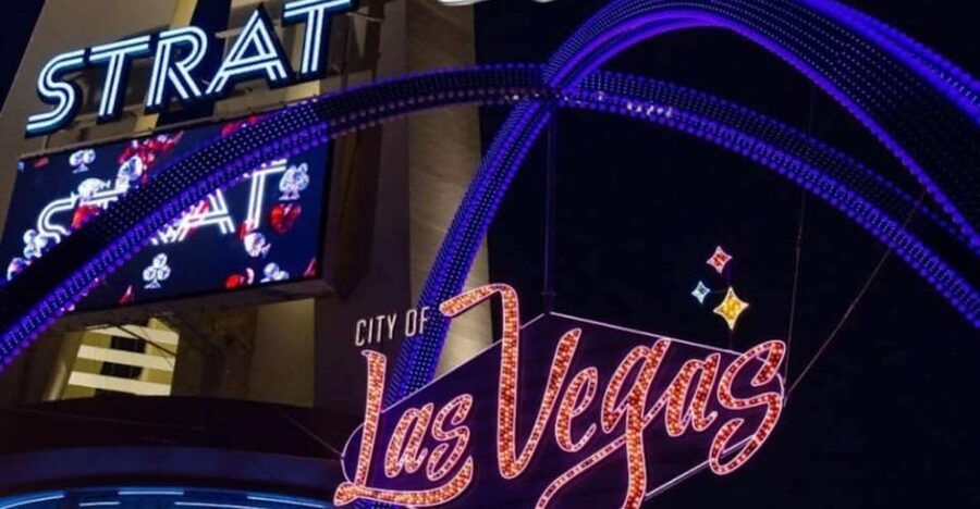 Las Vegas: L.A. Comedy Club at the STRAT Entry Ticket - Where to go at The STRAT, finding the Dragon Room fast