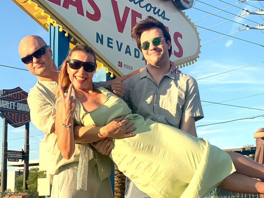 Las Vegas: Las Vegas Sign + 7 Magic Mountains + Photoshoot - Why This 2 Hour Vegas Photo Tour Makes Sense