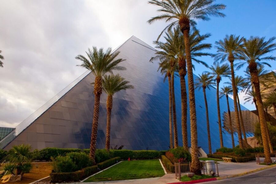 Las Vegas: Las Vegas Strip Night Tour en Español - Key highlights at a glance