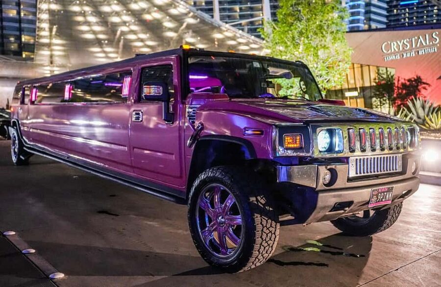 Las Vegas Limo Tour with Champagne and Nightclub Entry - 1 Hour of Strip and Downtown Views, With Champagne Included