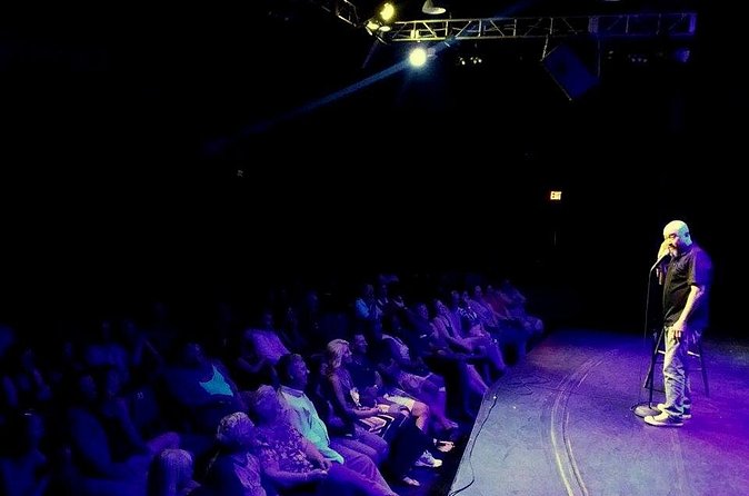 Las Vegas Live Comedy Club at Planet Hollywood Resort and Casino - Drinks at the Showgirl Bar: plan your ordering early