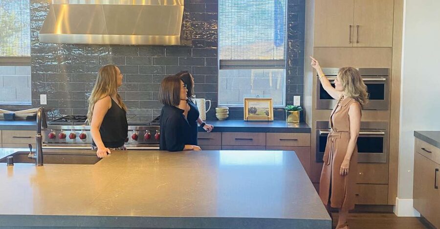 Las Vegas: Luxury Home Tour with Snacks and Drinks - Price and Value: Is $84 Worth It?