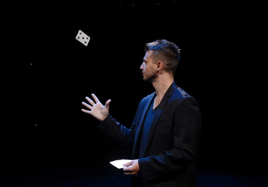 Las Vegas: Mat Franco Magic Reinvented Nightly Show Ticket - Practical tips so your night goes smoothly