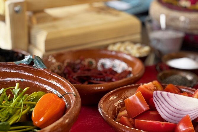 Las Vegas Mexican Salsa Cooking Experience with Celebrity Chef - The two-hour flow: four salsas, chips and quesadillas as your tasting map