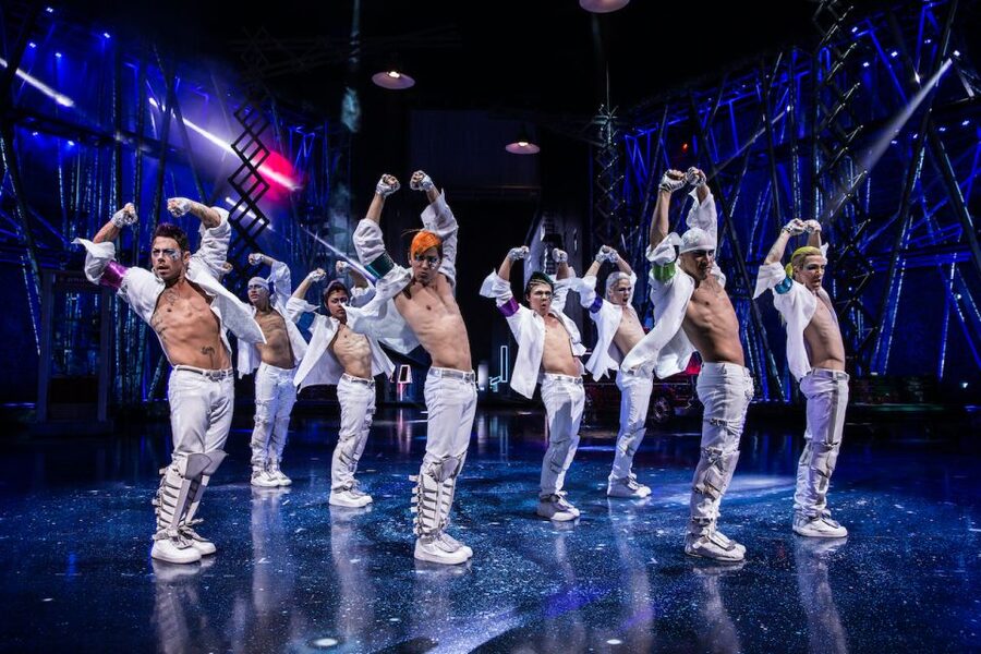 Las Vegas: Michael Jackson ONE by Cirque du Soleil Ticket - Michael Jackson ONE at Mandalay Bay, what this ticket really delivers