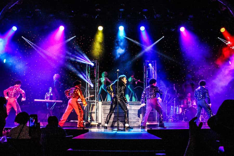 Las Vegas: MJ Live Show Tickets - Photos and Autographs After the Show