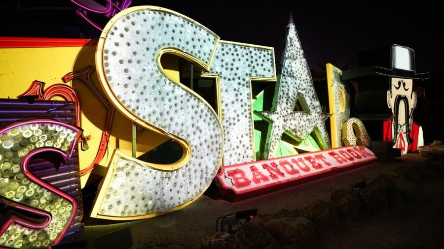 Las Vegas: Night Helicopter Flight and Neon Museum Tour - Things to bring and the couple of gotchas you should know