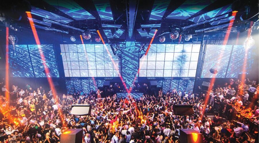 Las Vegas: Nightclub and Bar Crawl with Party Bus and Drinks - Drinks, what is included, and what you should budget for