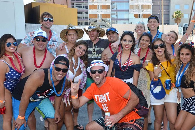Las Vegas Nightclub or Pool Party Crawl with Luxury Party Bus - Nightclub itinerary: from arrival rush to dance-floor time