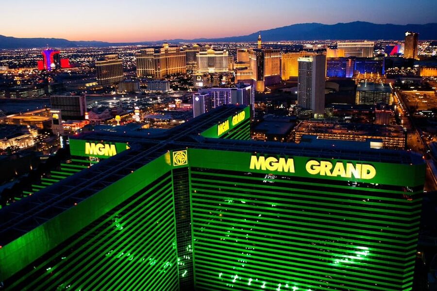 Las Vegas: Nighttime Helicopter Flight over the Strip - Should You Book This Night Helicopter Tour of the Strip?