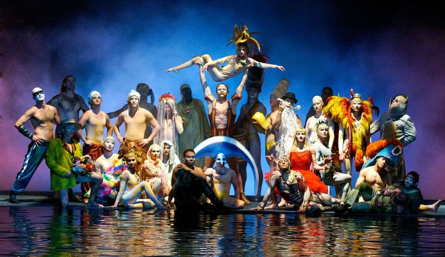 Las Vegas: “O” by Cirque du Soleil at Bellagio - Acrobats, Synchronized Swimmers, and Divers in One Continuous Machine