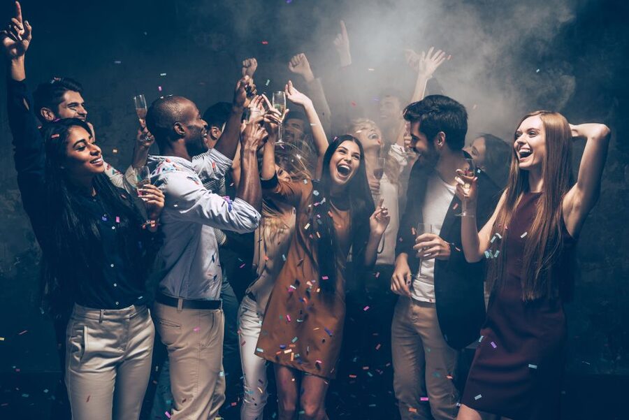 Las Vegas: Party Bus Nightlife Guided Tour - The open-bar party bus: music, hosts, and how the drinks usually work