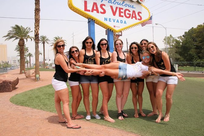 Las Vegas Photo Tour by Luxurious Vehicle - Your 2-hour route: Strip first, then Paris and New York-New York