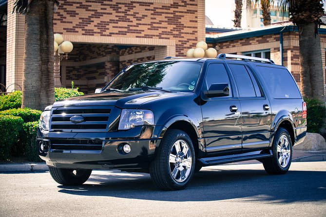 Las Vegas Private Airport Roundtrip Transfer - Harry Reid to the Strip, without the taxi hunt