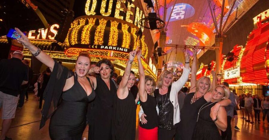 Las Vegas: Private Party Bus Tour Of Vegas Strip w Champagne - Private Party Bus on the Las Vegas Strip, Not a Shared Shuffle