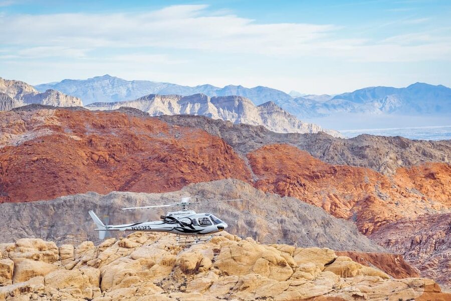 Las Vegas: Red Rock Canyon and Vegas Strip Helicopter Tour - Entering the experience: VIP heliport, pickup timing, and check-in