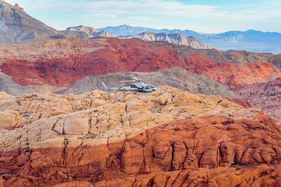 Las Vegas: Red Rock Canyon and Vegas Strip Helicopter Tour - The Las Vegas Strip: skyline views with real scale