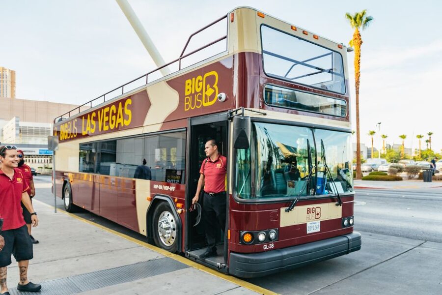 Las Vegas: Sightseeing Night Tour by Open-top Bus - Who should book this Las Vegas night bus tour