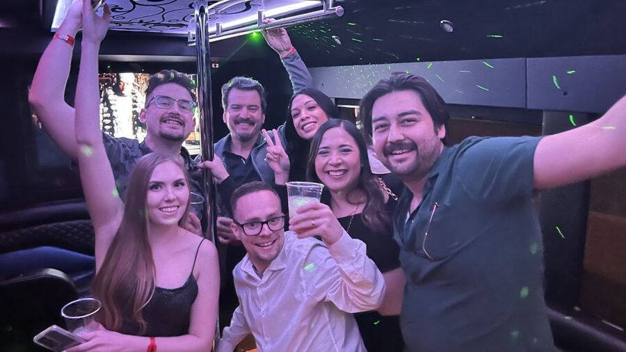 Las Vegas: Skip-the-Line VIP Nightclub Crawl - Host team and service: what the reviews say you can feel